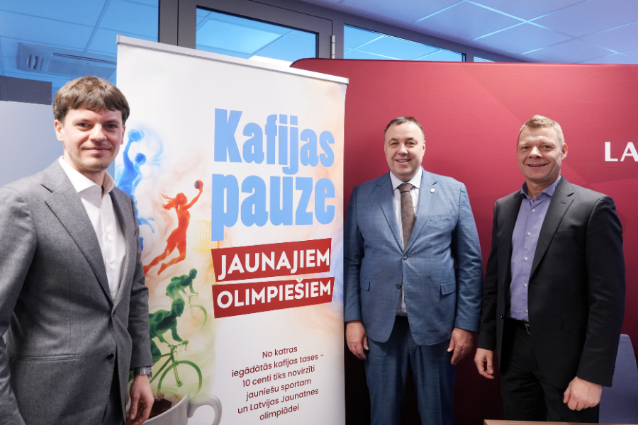 <Field name='title'></Field>