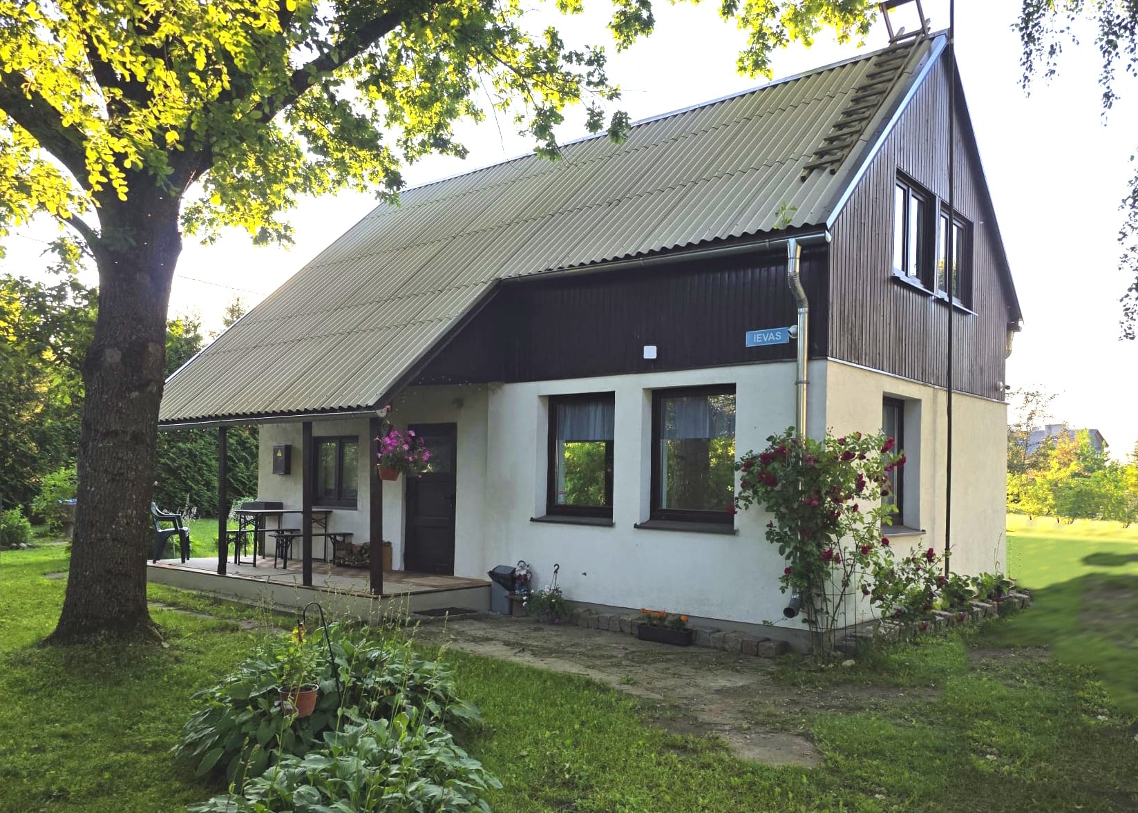 Autentiska atpūta Jaunpilī – brīvdienu māja “Ievas”